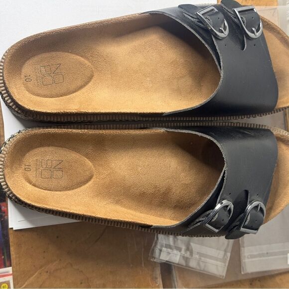 No Boundaries women sandals size 10 new never worn black in color - Picture 2 of 4